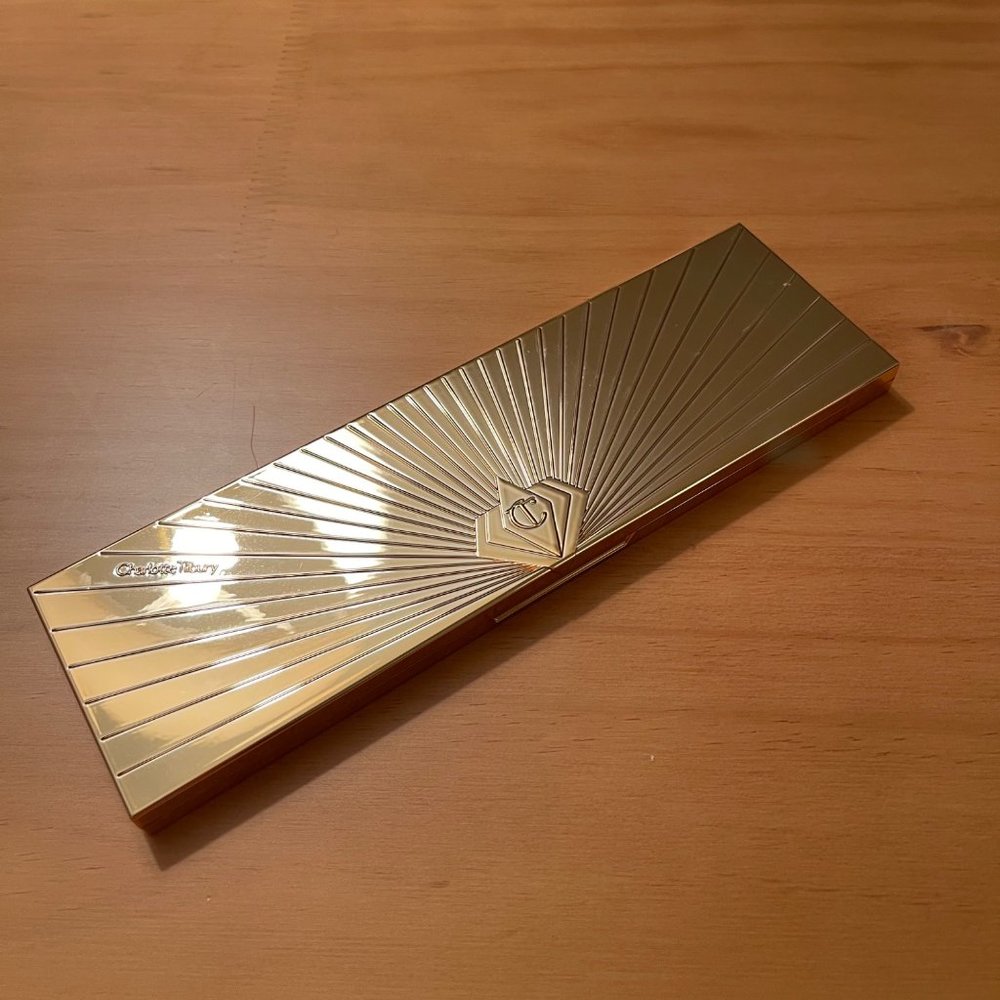 Charlotte Tilbury Pillow Talk Instant Eye Palette - Picture 3 of 5
